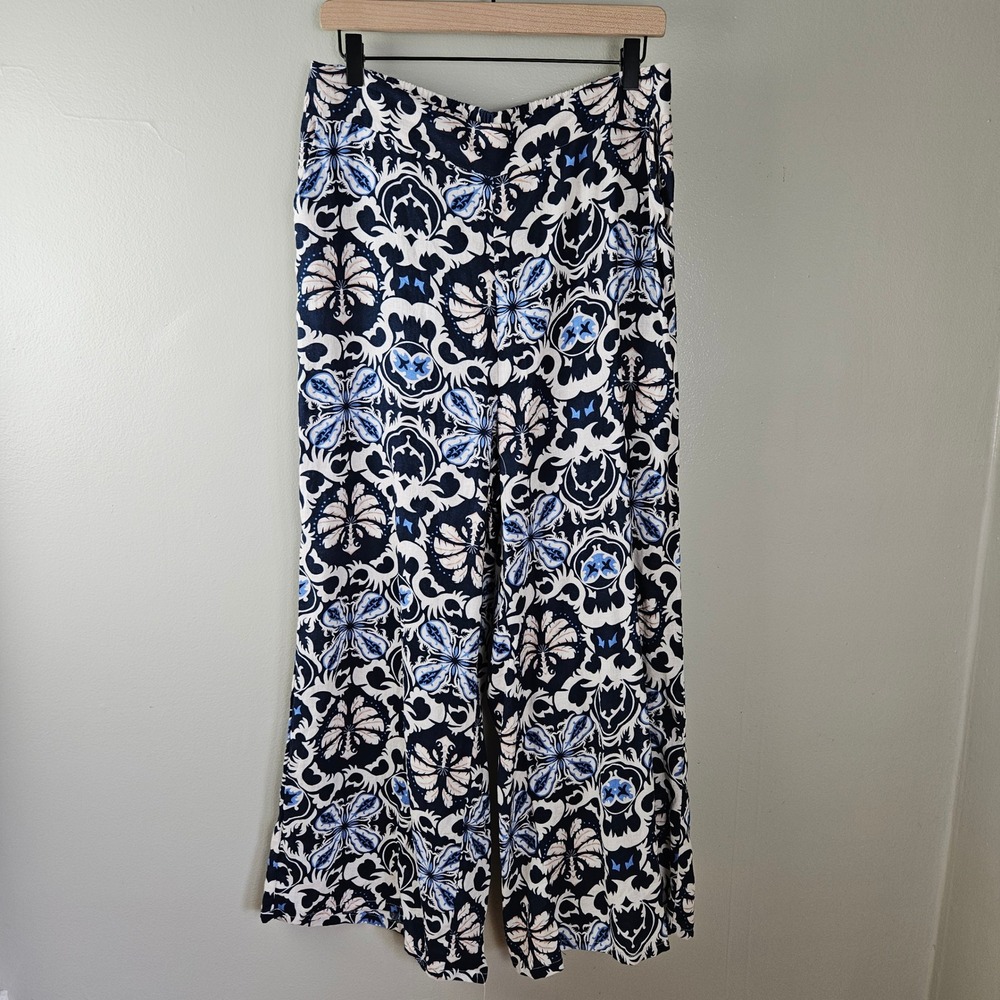 Women's Blue & White Patterned Wide-Leg Flowy Pants- Large